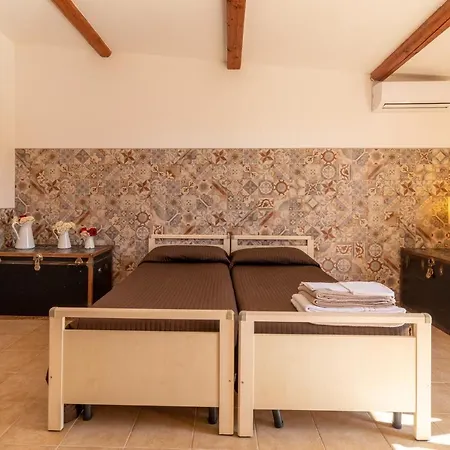Villa Santa Croce *